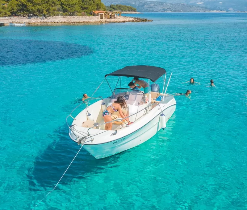 Karnic 2251 MKII Open speedboat private boat hire Dubrovnik